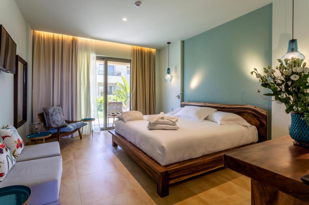 Elysian Luxury Hotel And Spa กาลามาตา ภายนอก รูปภาพ