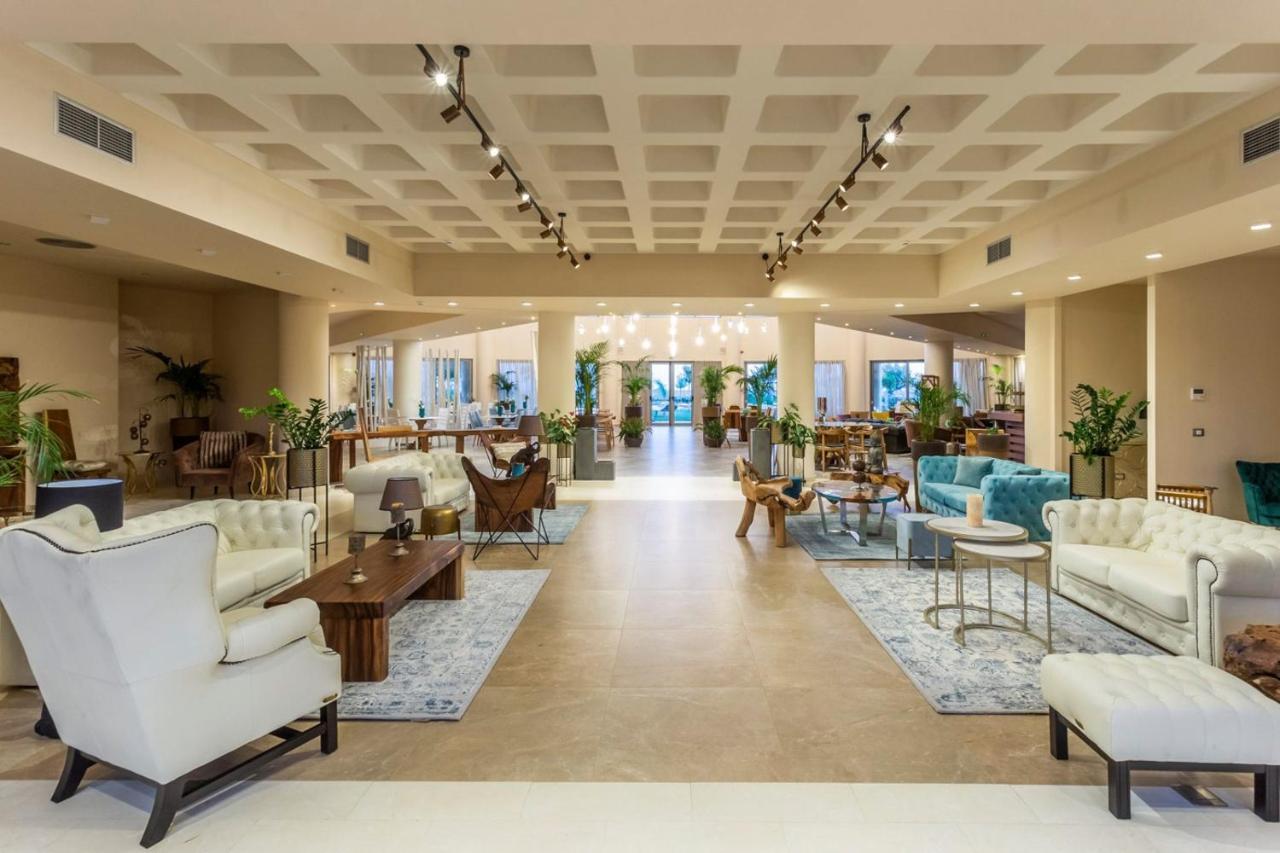 Elysian Luxury Hotel And Spa กาลามาตา ภายนอก รูปภาพ